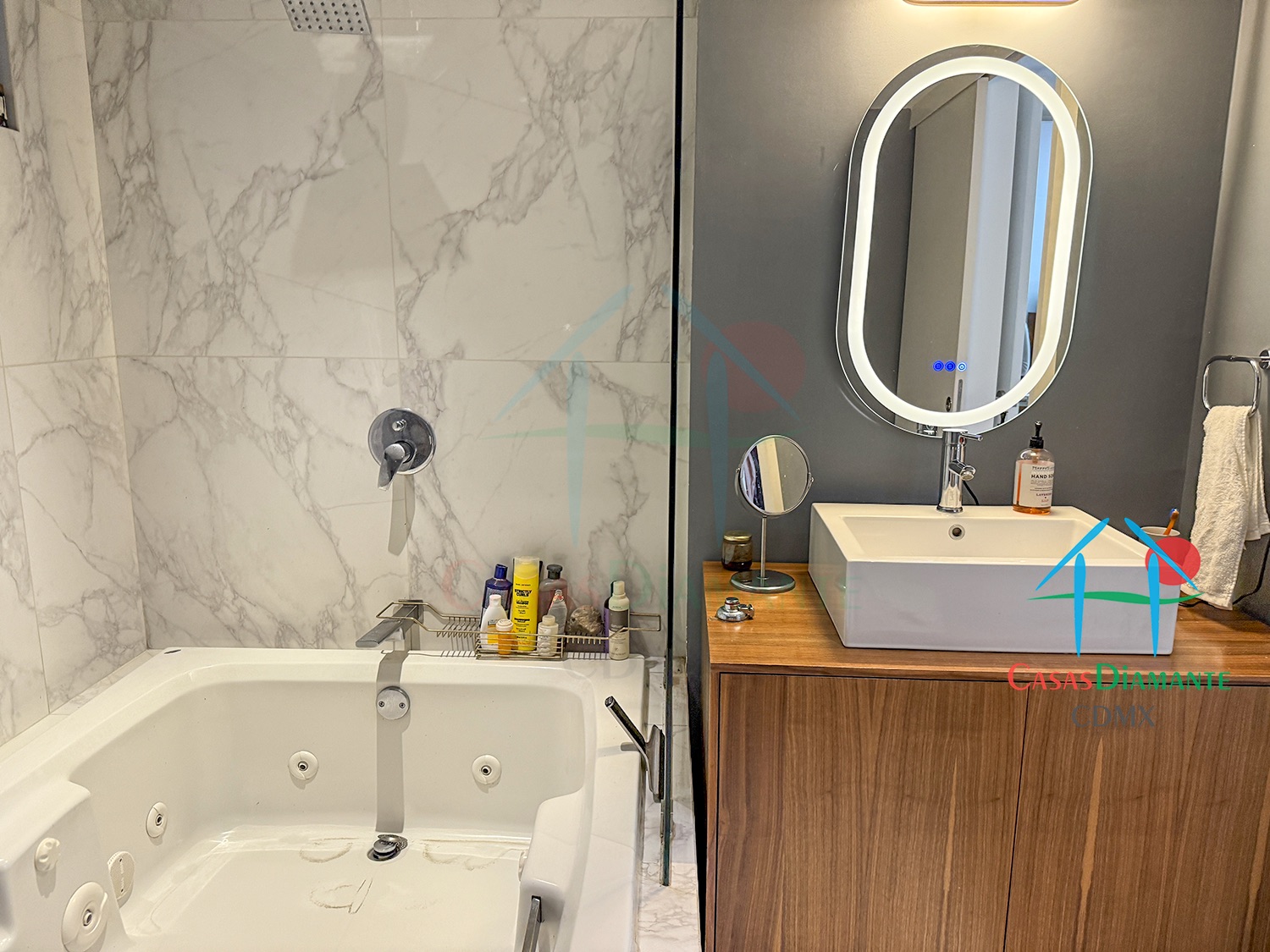 Roma Norte Departamento Orquídea - Recámara principal 15